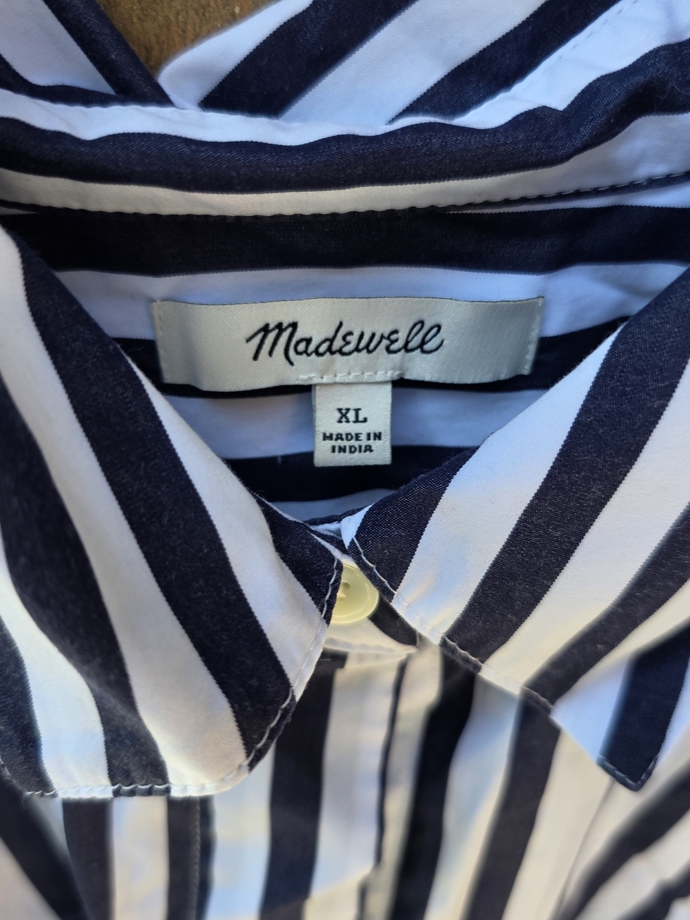 Madewell Blue and White Striped Button-Up Shirt - Picture 14 of 16